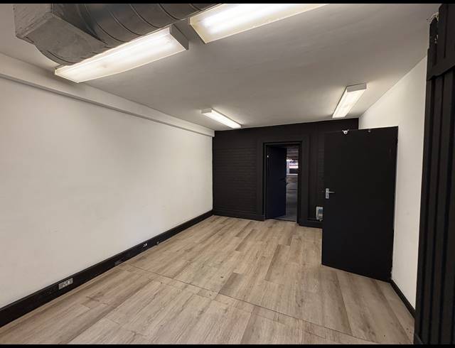 301M² OFFICE TO LET IN OBSERVATORY